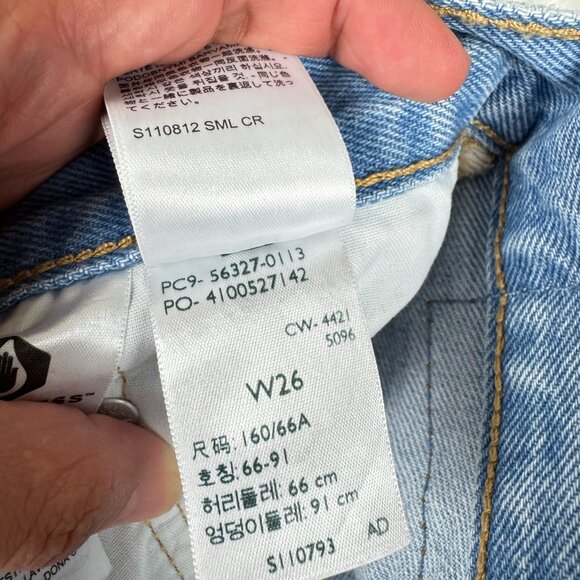 Levi's Women's 501 Original Shorts Medium Indigo Pattern Size 26 EUC - Picture 8 of 9